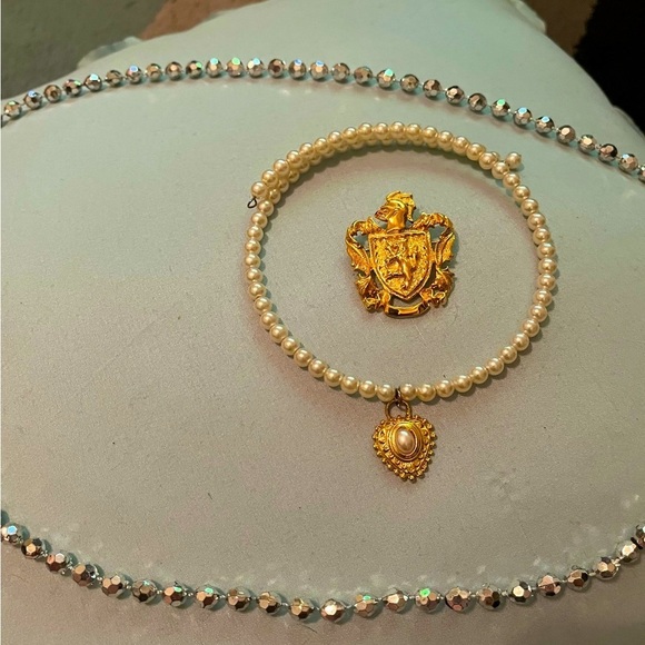 COSTUME~VINTAGE PEARL CHOKER~BUNDLE~ - Picture 1 of 2